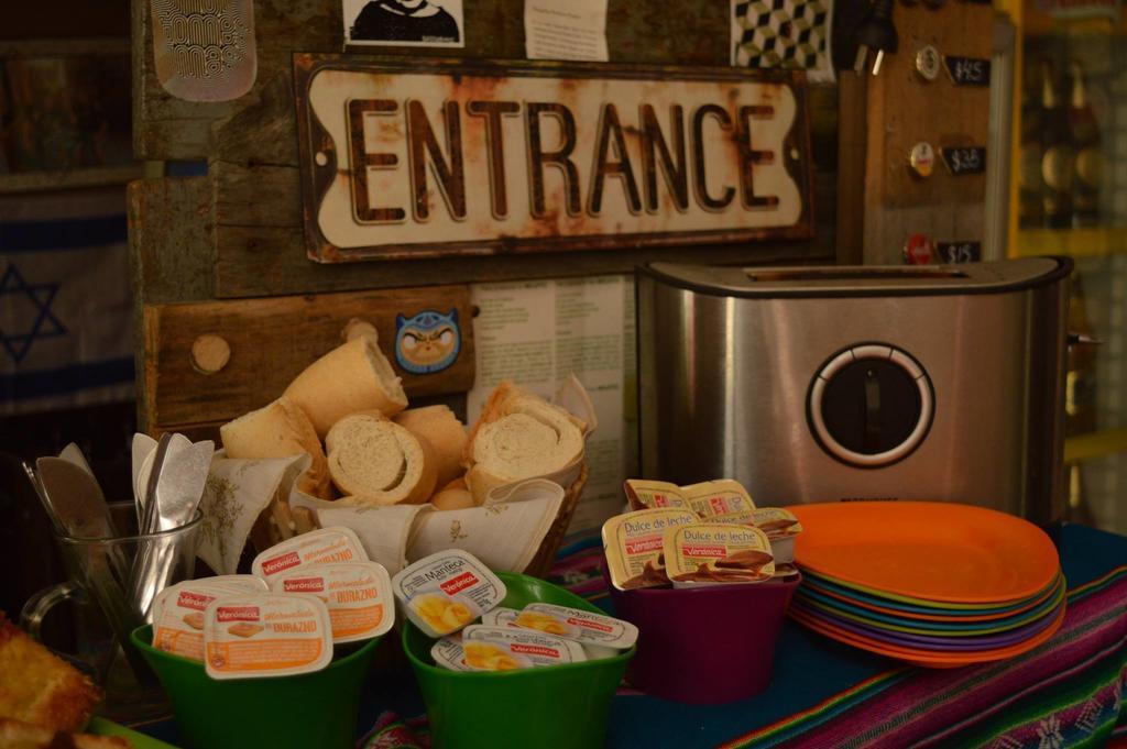 La Lechuza Hostel ロサリオ エクステリア 写真